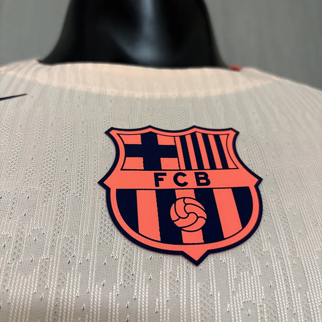 Camiseta FC Barcelona 26/27 Entrenamiento Versión Jugador - Salmón 3