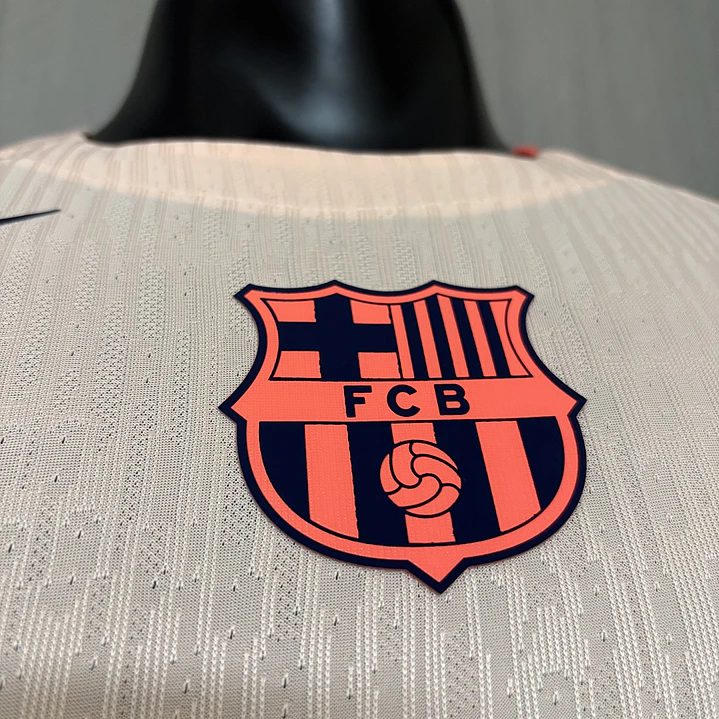 Camiseta FC Barcelona 26/27 Entrenamiento Versión Jugador - Salmón 3