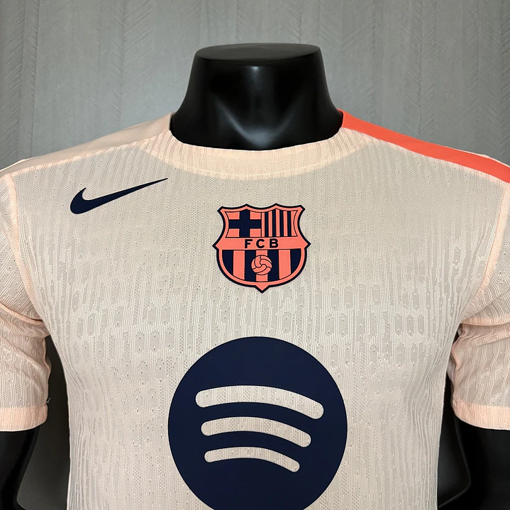 Camiseta FC Barcelona 26/27 Entrenamiento Versión Jugador - Salmón 4