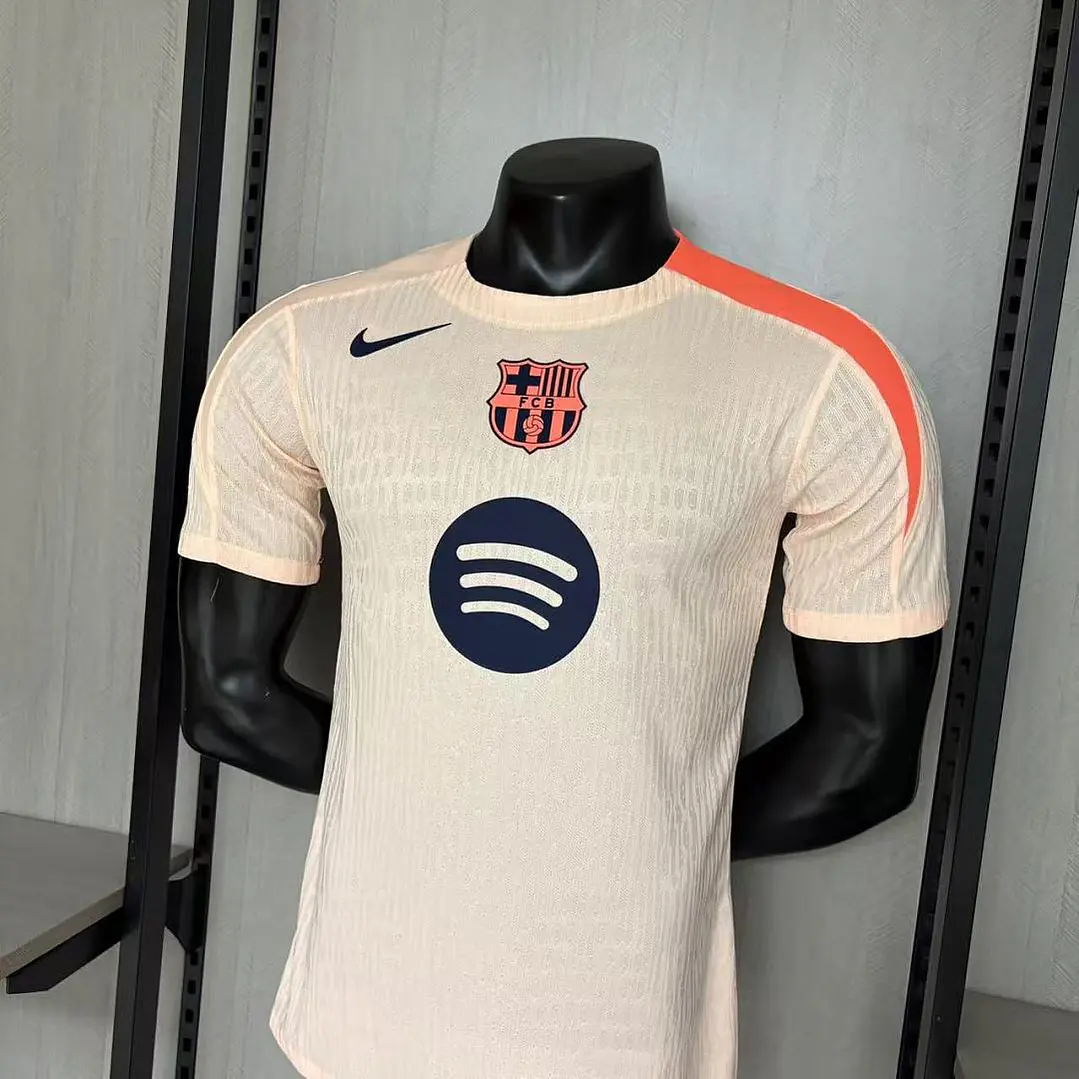 Camiseta FC Barcelona 26/27 Entrenamiento Versión Jugador - Salmón 5