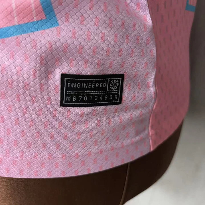 Camiseta FC Barcelona 25/26 Mujer - Rosa Edición Especial 6