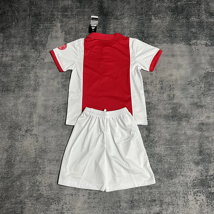 Conjunto Infantil FC Barcelona 25/26 Edición Especial Conmemorativa 2