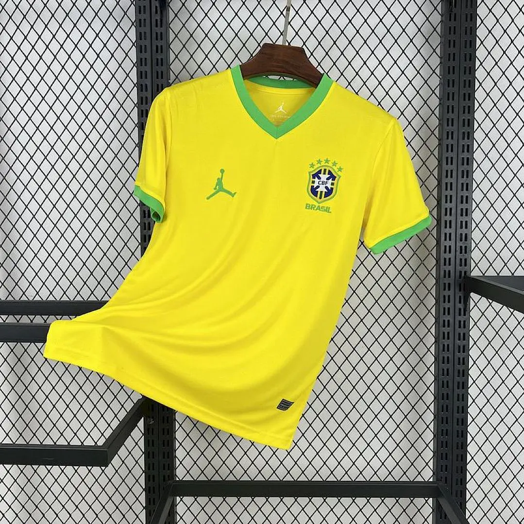 CAMISA SELEÇÃO BRASILEIRA 25/26 - Jordan Brand - Versão Jogador - Amarela 1