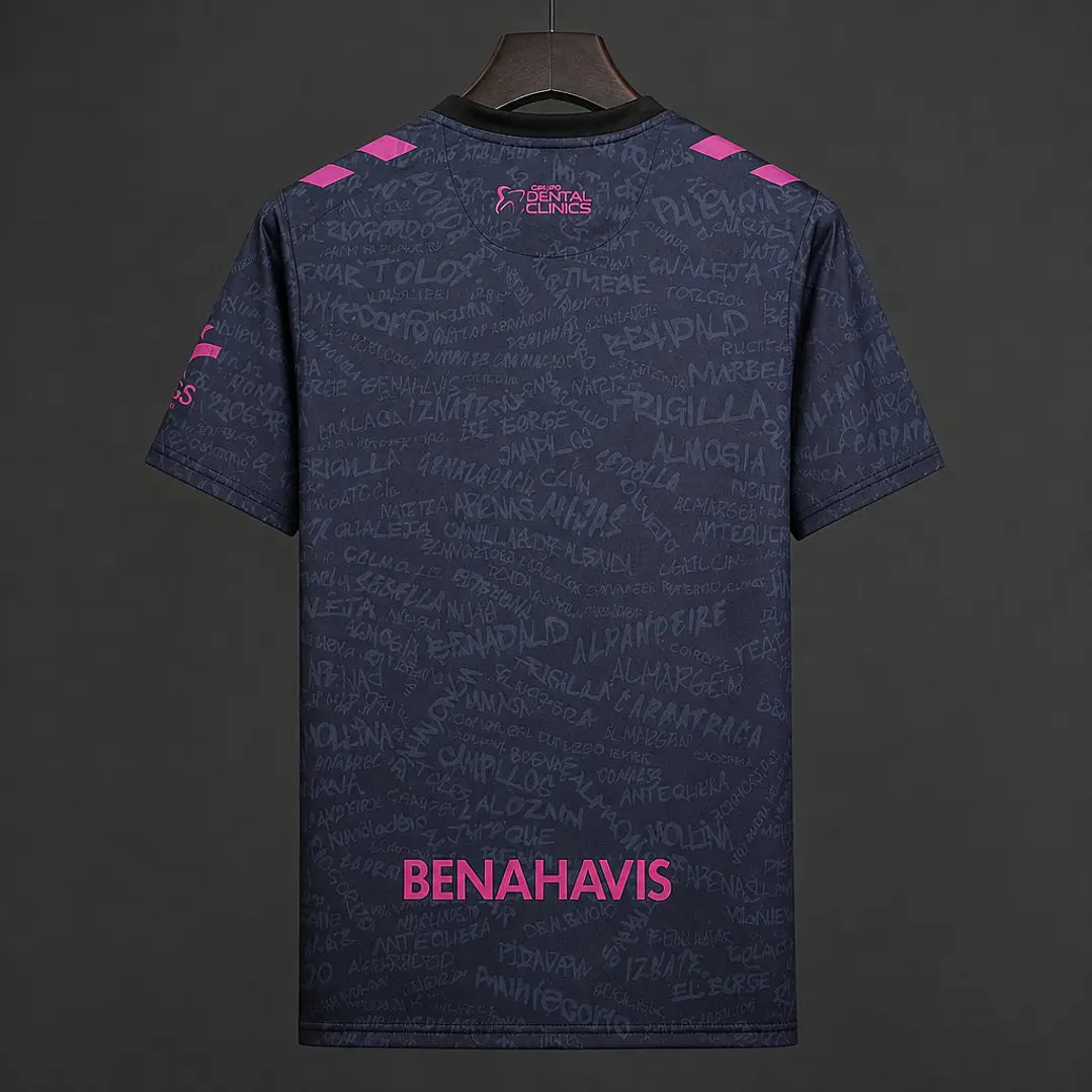 CAMISA MÁLAGA CF 26/27 TERCEIRA - Grená e Rosa Estampada 2