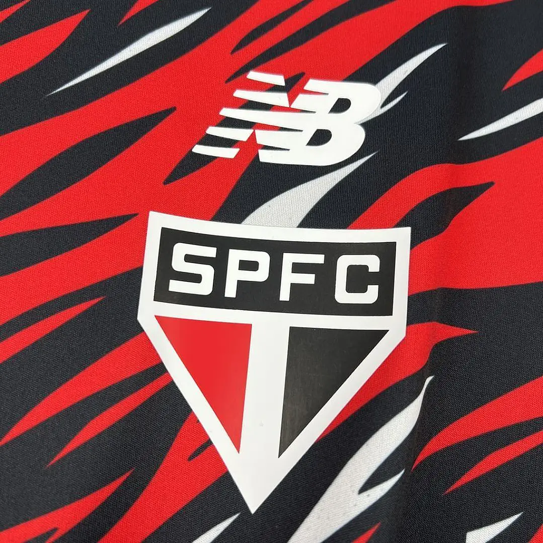 CAMISA SÃO PAULO 26/27 PRÉ-JOGO - Preta e Vermelha 3