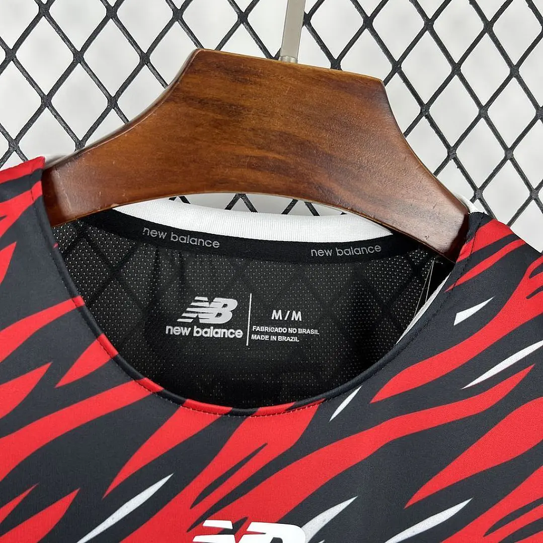 CAMISA SÃO PAULO 26/27 PRÉ-JOGO - Preta e Vermelha 5