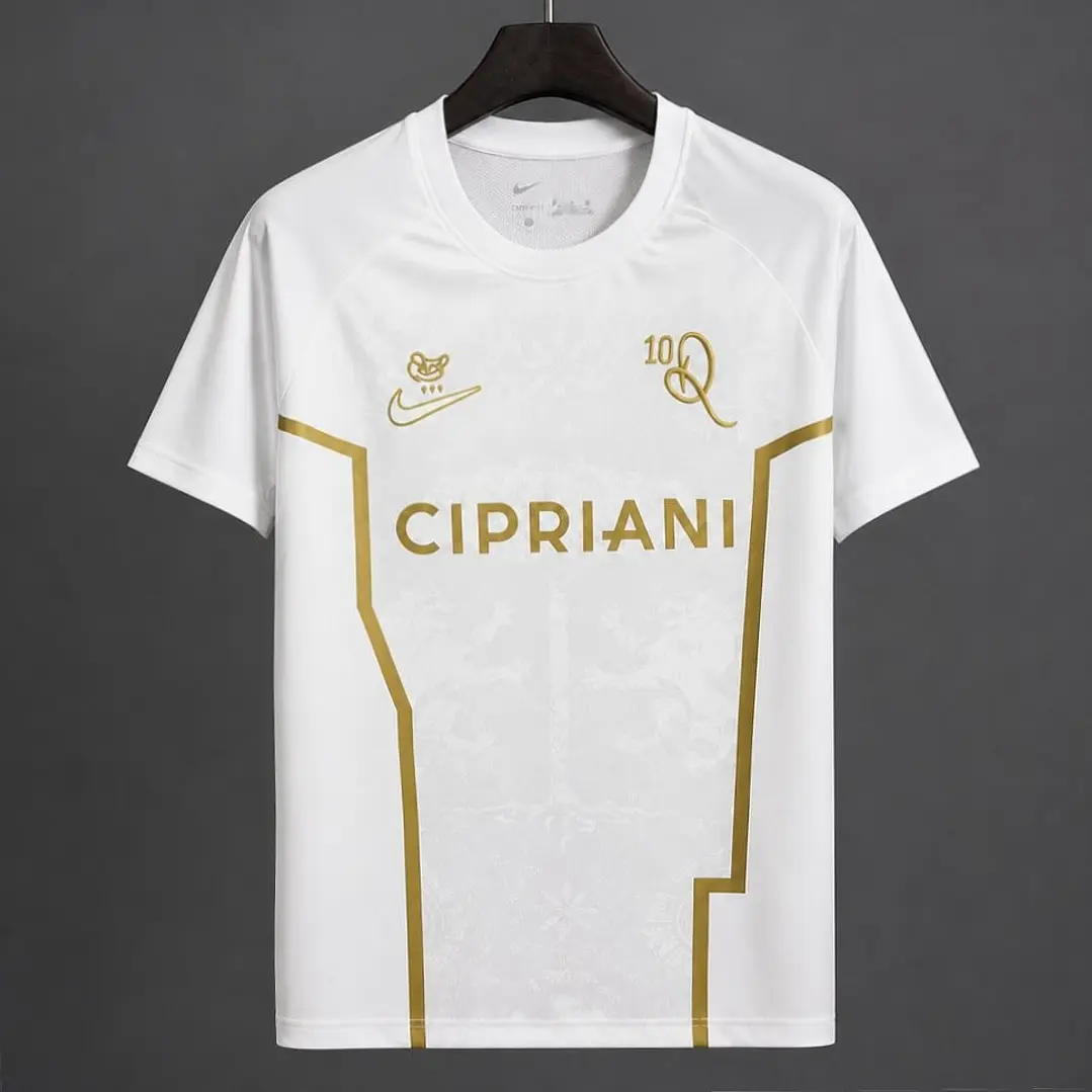 CAMISA RAVENNA FC 26/27 EDIÇÃO ESPECIAL RONALDINHO 10 - Branca e Dourada 1