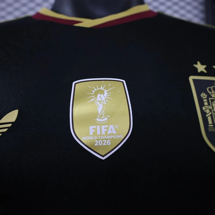 CAMISA ESPANHA 2026 PRETA E DOURADA - Versão Jogador Slim Fit 5