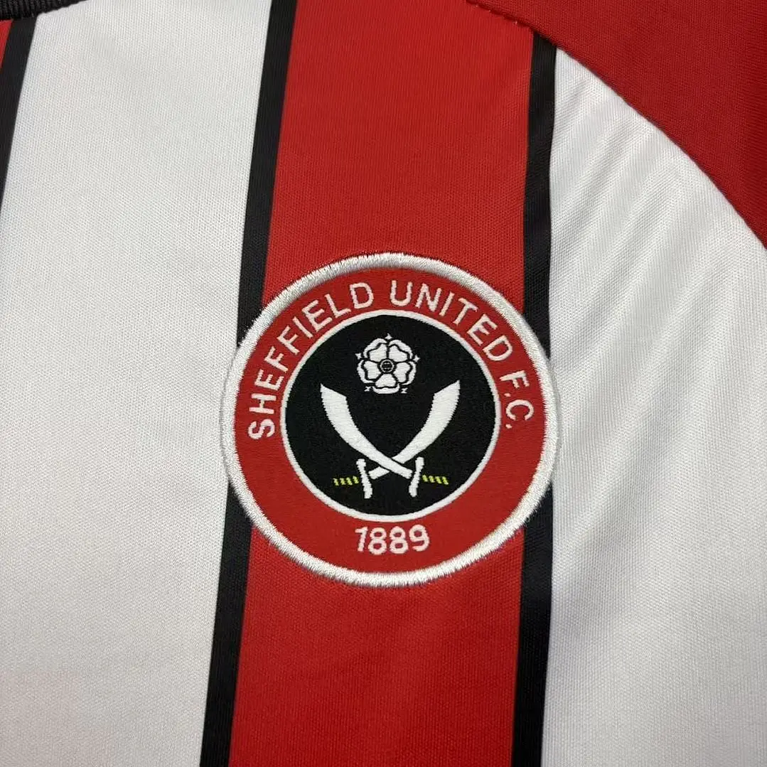 CAMISA SHEFFIELD UNITED 26/27 CASA - Vermelha e Branca Listrada 5