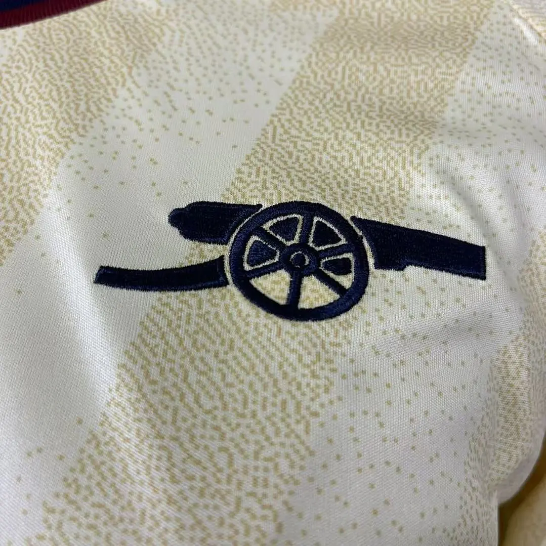CAMISA ARSENAL 26/27 TERCEIRA - Amarelo Claro - Feminina 3