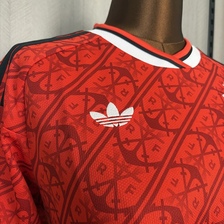 CAMISA FLAMENGO III 26/27 - Vermelha Estampada - Feminina 2