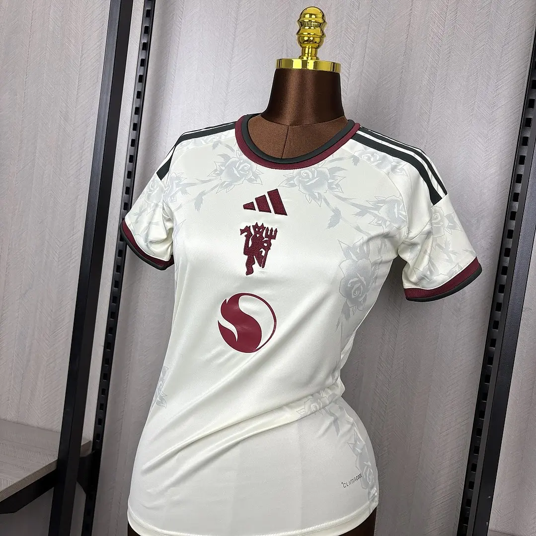 CAMISA MANCHESTER UNITED 26/27 TERCEIRA - Branca - Feminina 4