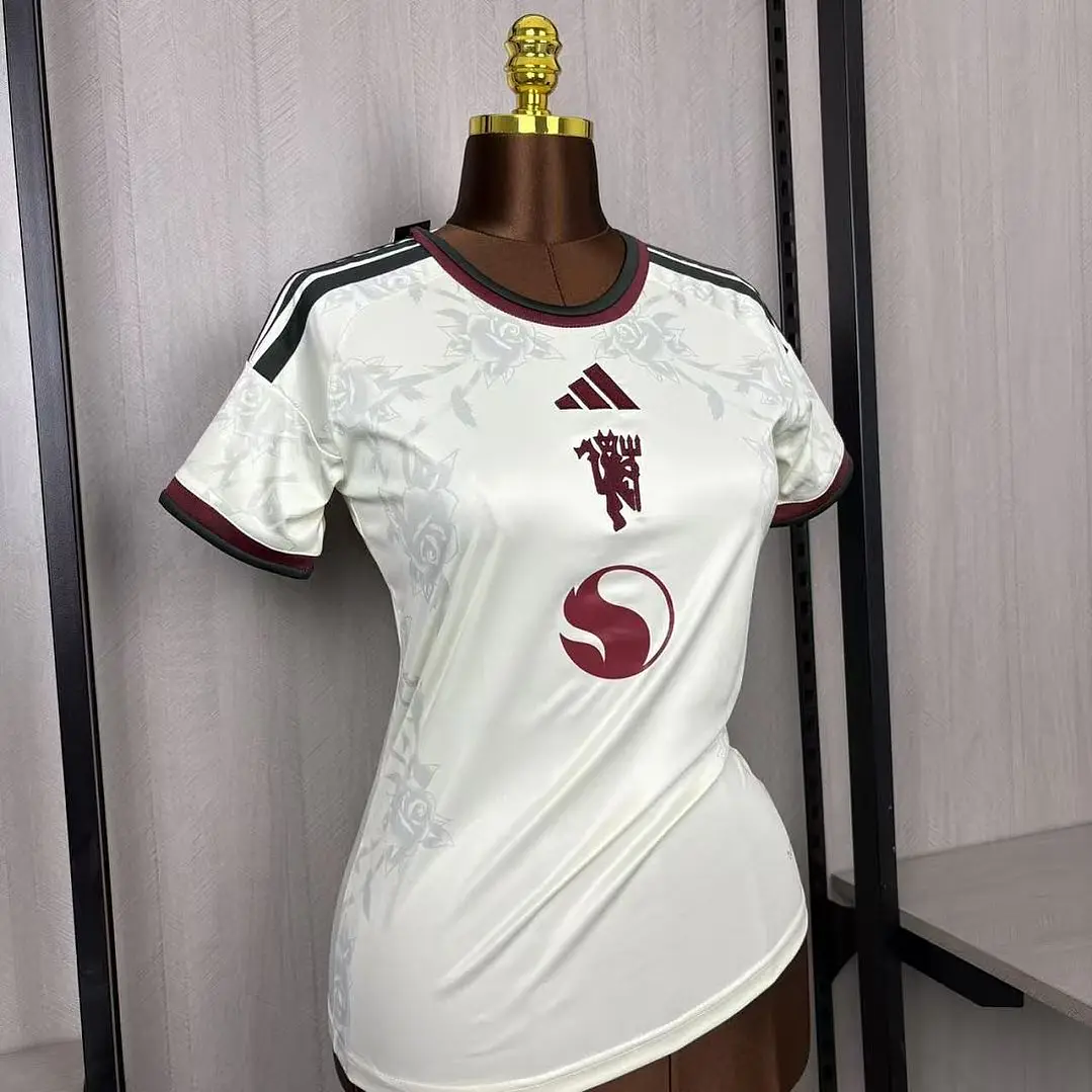 CAMISA MANCHESTER UNITED 26/27 TERCEIRA - Branca - Feminina 5
