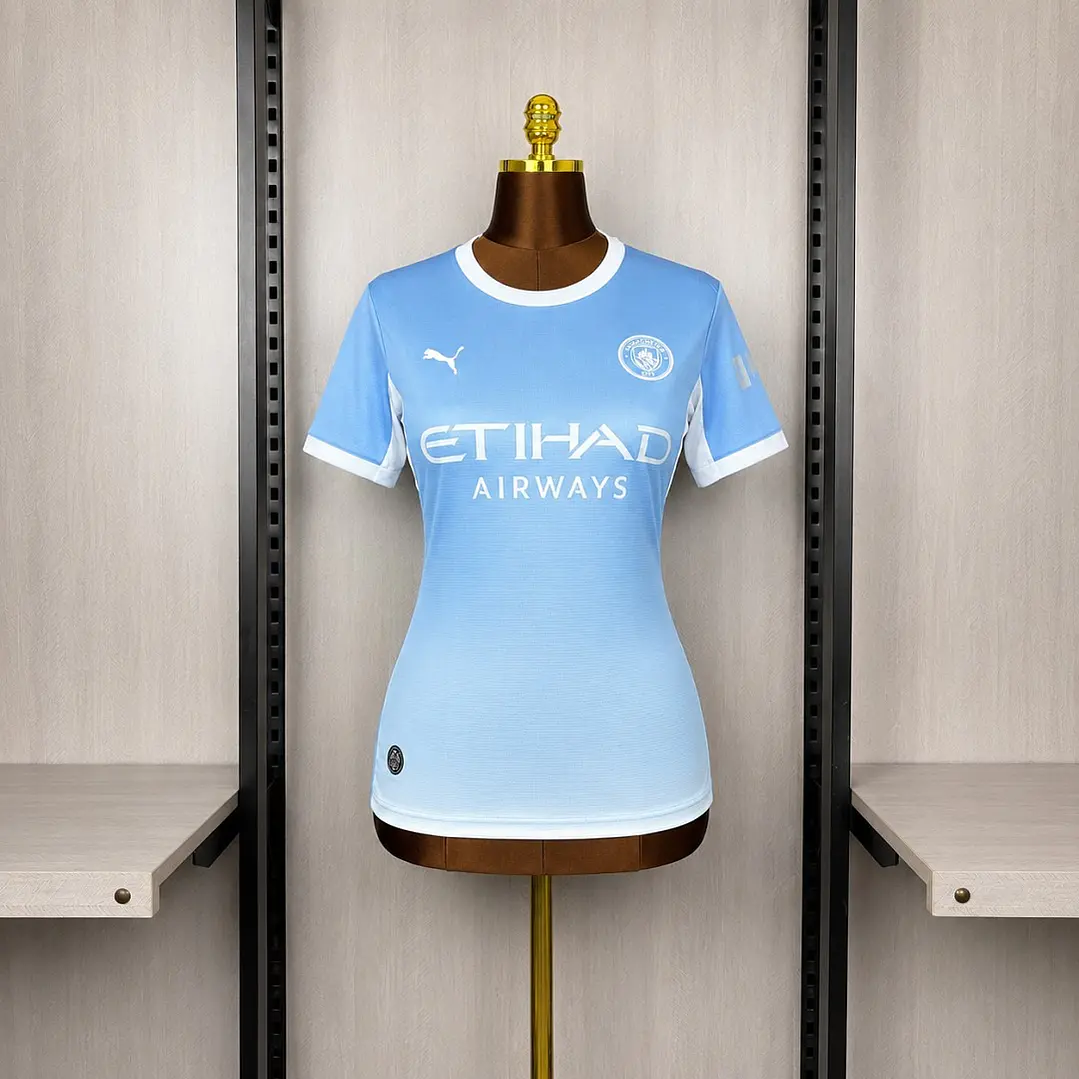 CAMISA MANCHESTER CITY 26/27 CASA - Azul Celeste - Feminina 1