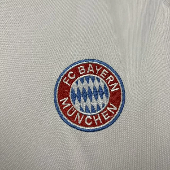CAMISA BAYERN DE MUNIQUE 26/27 FORA - Branca - Manga Longa 3