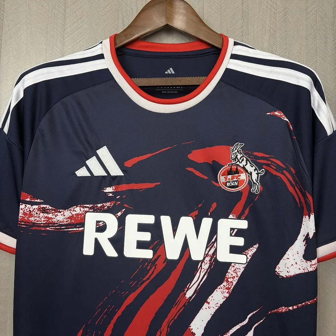 CAMISA COLÔNIA (1. FC KÖLN) 26/27 TERCEIRA - Azul-Marinho e Vermelha 4