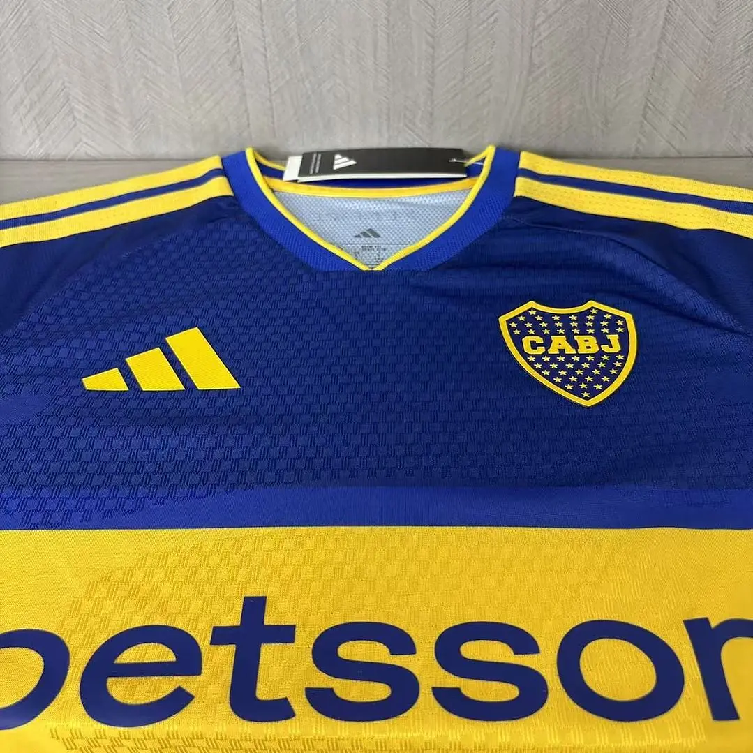CAMISA BOCA JUNIORS 26/27 CASA - Azul e Amarela - Manga Longa - Versão Jogador Slim Fit 6