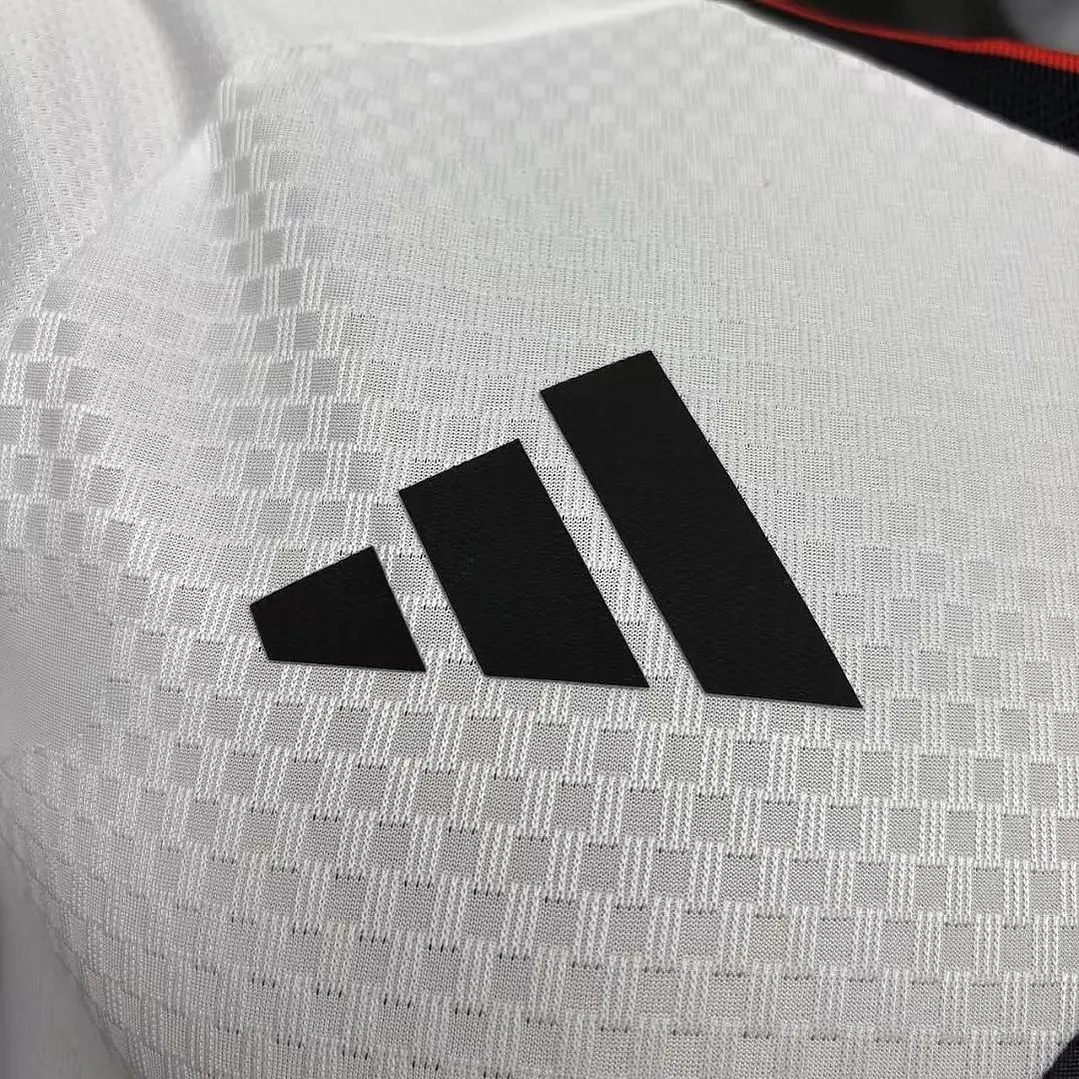 CAMISA RIVER PLATE 26/27 CASA - Branca com Faixa Vermelha - Versão Jogador Slim Fit 2