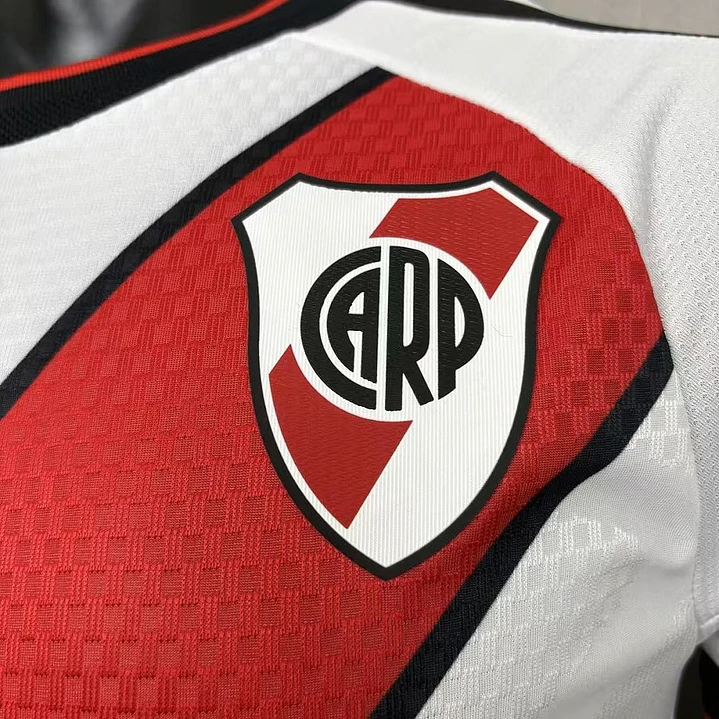 CAMISA RIVER PLATE 26/27 CASA - Branca com Faixa Vermelha - Versão Jogador Slim Fit 3