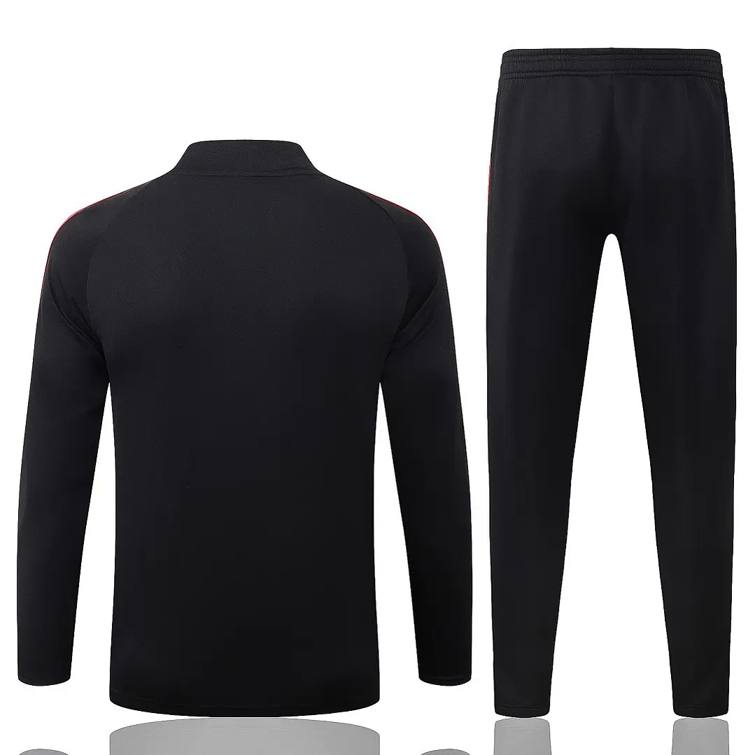 CONJUNTO DE TREINO MANCHESTER UNITED 26/27 - MEIO ZÍPER - Preto Retrô 2