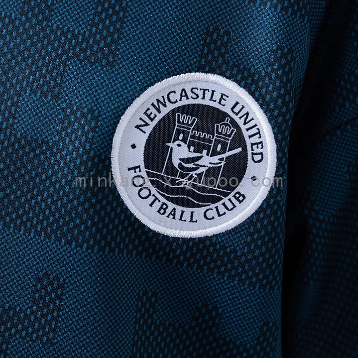 CONJUNTO INFANTIL NEWCASTLE UNITED 26/27 FORA 3