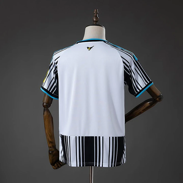 CAMISA NEWCASTLE UNITED 26/27 EDIÇÃO ESPECIAL - Listrada 2