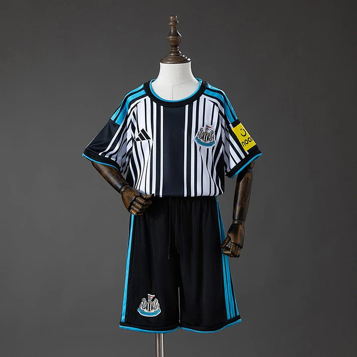 CONJUNTO INFANTIL NEWCASTLE UNITED 26/27 CASA 1