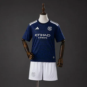 CONJUNTO INFANTIL NEW YORK CITY FC 26/27 FORA