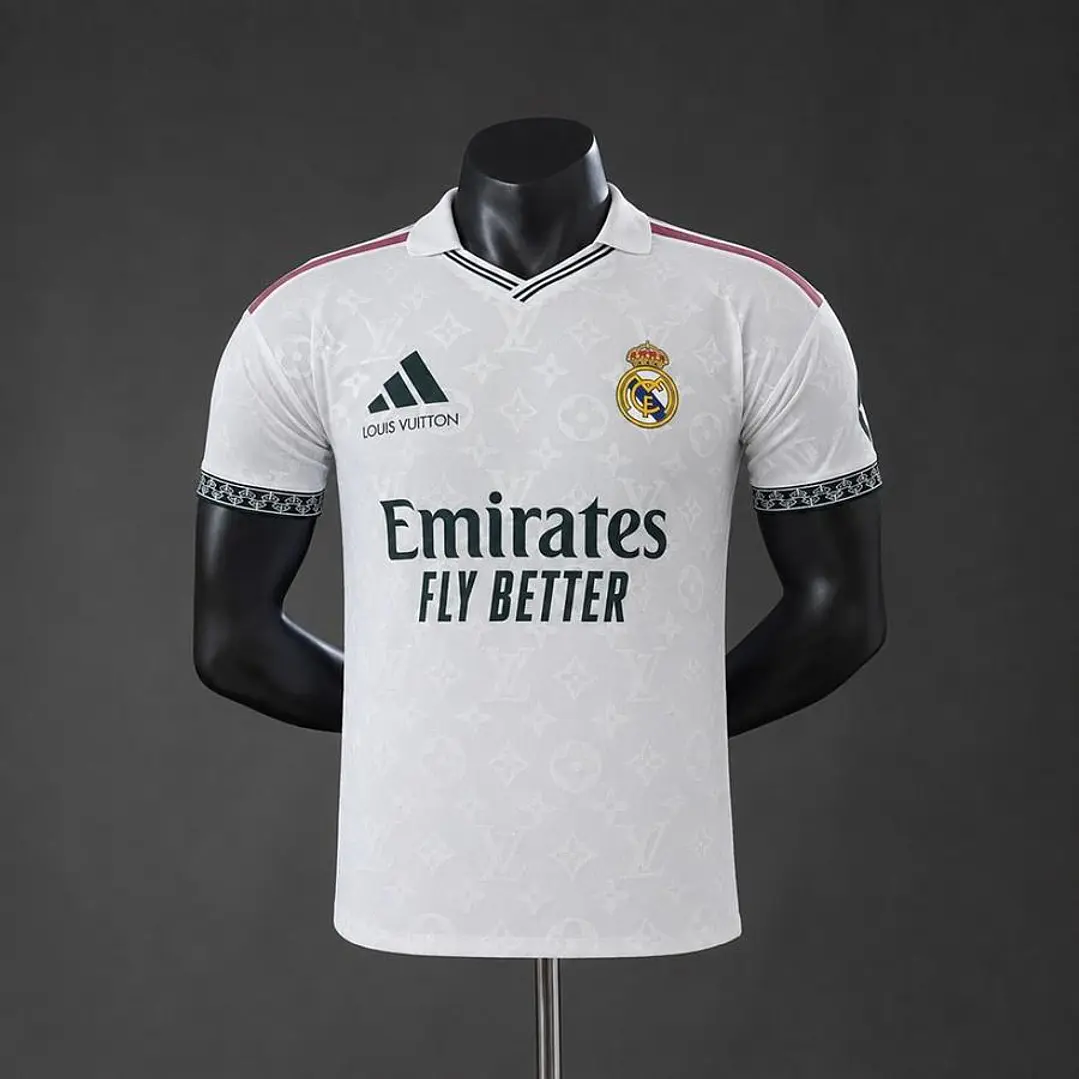 CAMISA REAL MADRID 26/27 EDIÇÃO ESPECIAL - Versão Jogador Slim Fit - Branca 1