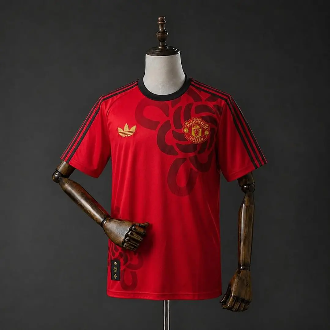 CAMISA MANCHESTER UNITED 26/27 EDIÇÃO ESPECIAL - Vermelha 2