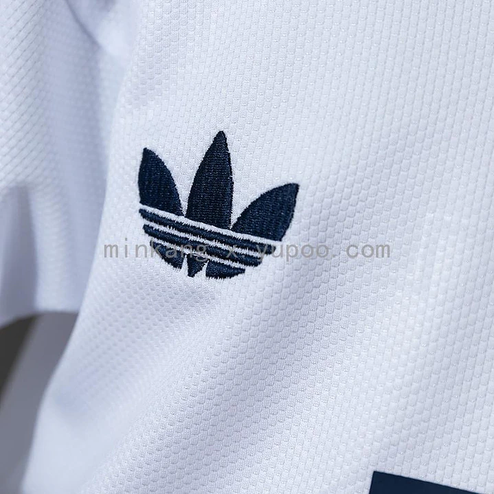 CONJUNTO INFANTIL BAYERN DE MUNIQUE 26/27 FORA 3