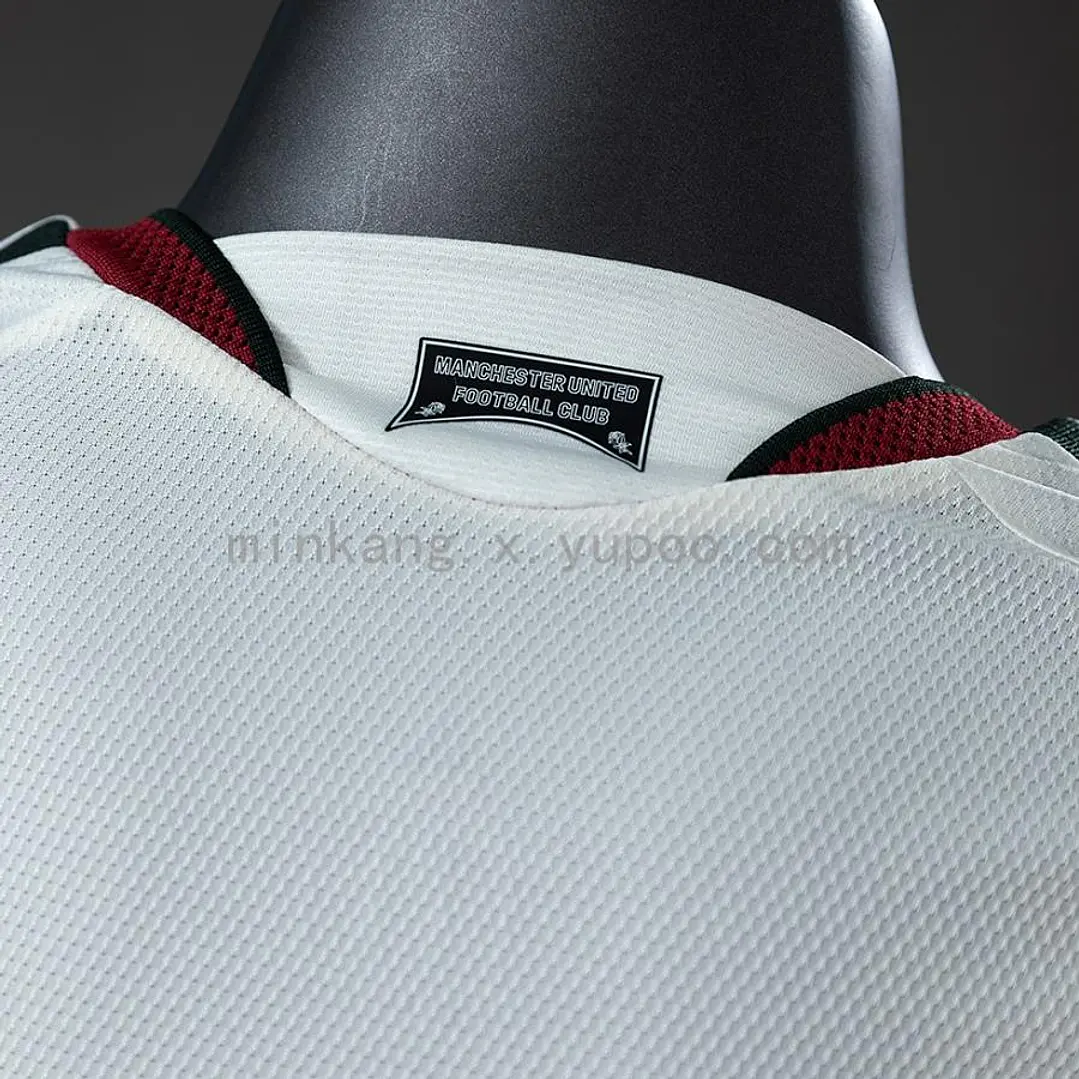 CAMISA MANCHESTER UNITED 26/27 TERCEIRA - Versão Jogador Slim Fit 4