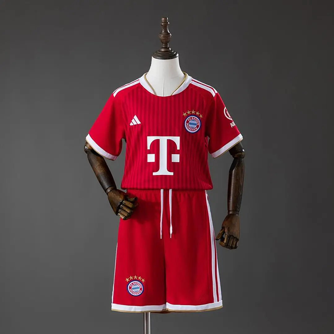 CONJUNTO INFANTIL BAYERN DE MUNIQUE 26/27 CASA 1