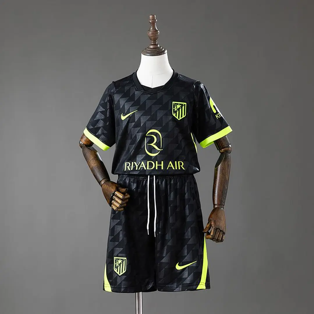 CONJUNTO INFANTIL ATLÉTICO DE MADRID 26/27 FORA 1