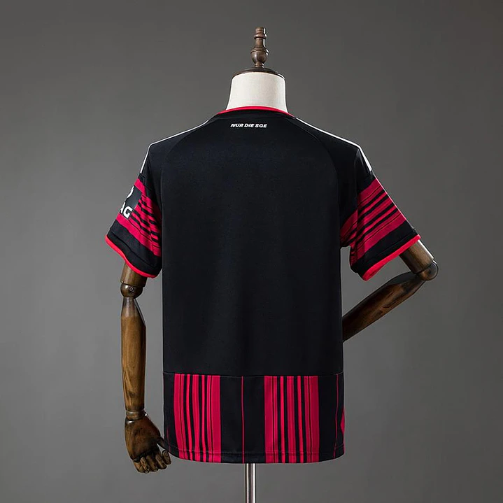 CAMISA EINTRACHT FRANKFURT 26/27 CASA 2