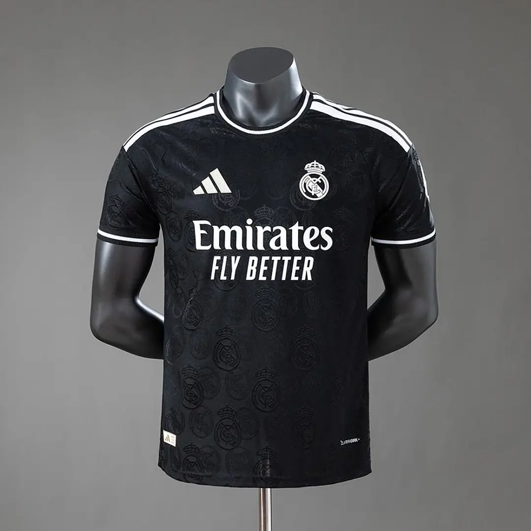CAMISA REAL MADRID 26/27 EDIÇÃO ESPECIAL - Preta - Versão Jogador Slim Fit - Preta 1