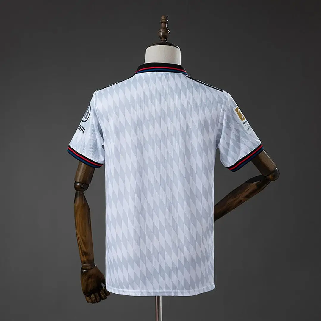 CAMISA BAYERN DE MUNIQUE 26/27 FORA 2