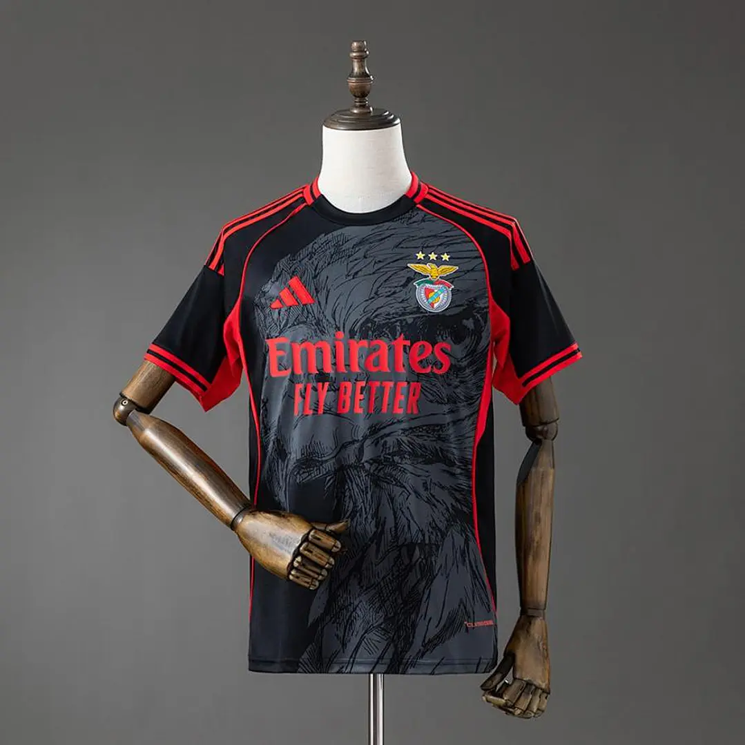 CAMISA BENFICA 26/27 EDIÇÃO ESPECIAL - Preta e Vermelha (Águia) 1