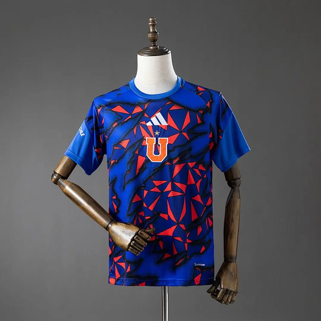 CAMISA UNIVERSIDAD DE CHILE 26/27 PRÉ-JOGO 1
