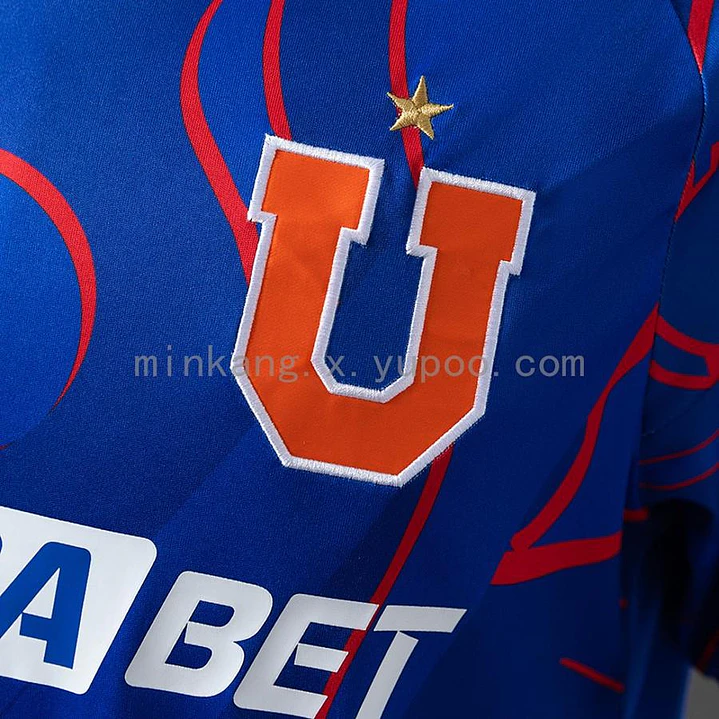 CAMISA UNIVERSIDAD DE CHILE 26/27 CASA 3