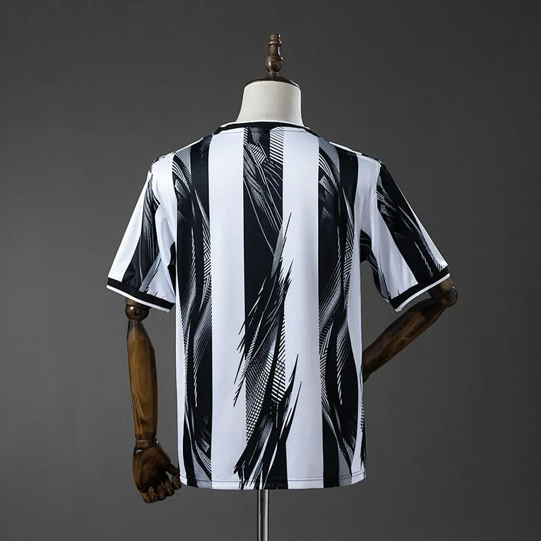 CAMISA NEWCASTLE UNITED 26/27 CASA 2