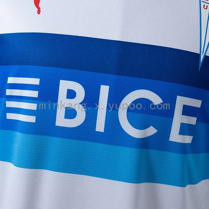 CAMISA UNIVERSIDAD CATÓLICA 26/27 CASA 4