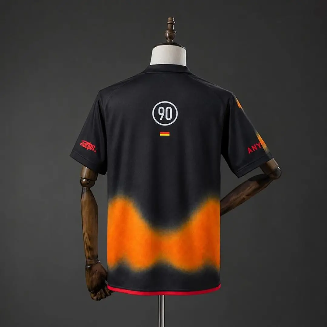 CAMISA ALEMANHA TOTAL 90 TRAVIS SCOTT x NIKE RETRÔ, Preta e laranja 2