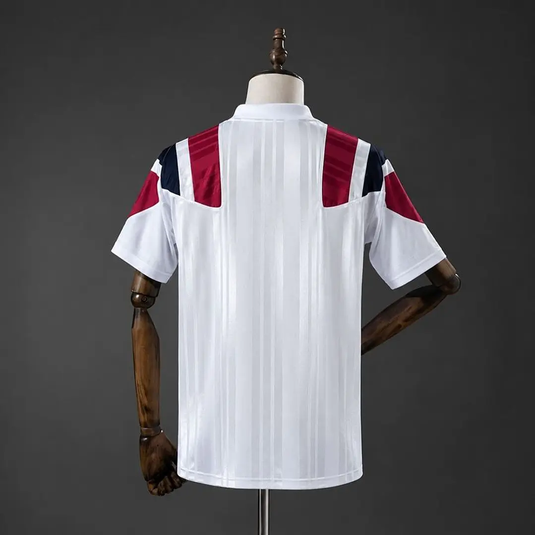 CAMISA RIVER PLATE 26/27 EQT RETRÔ, Branca 2