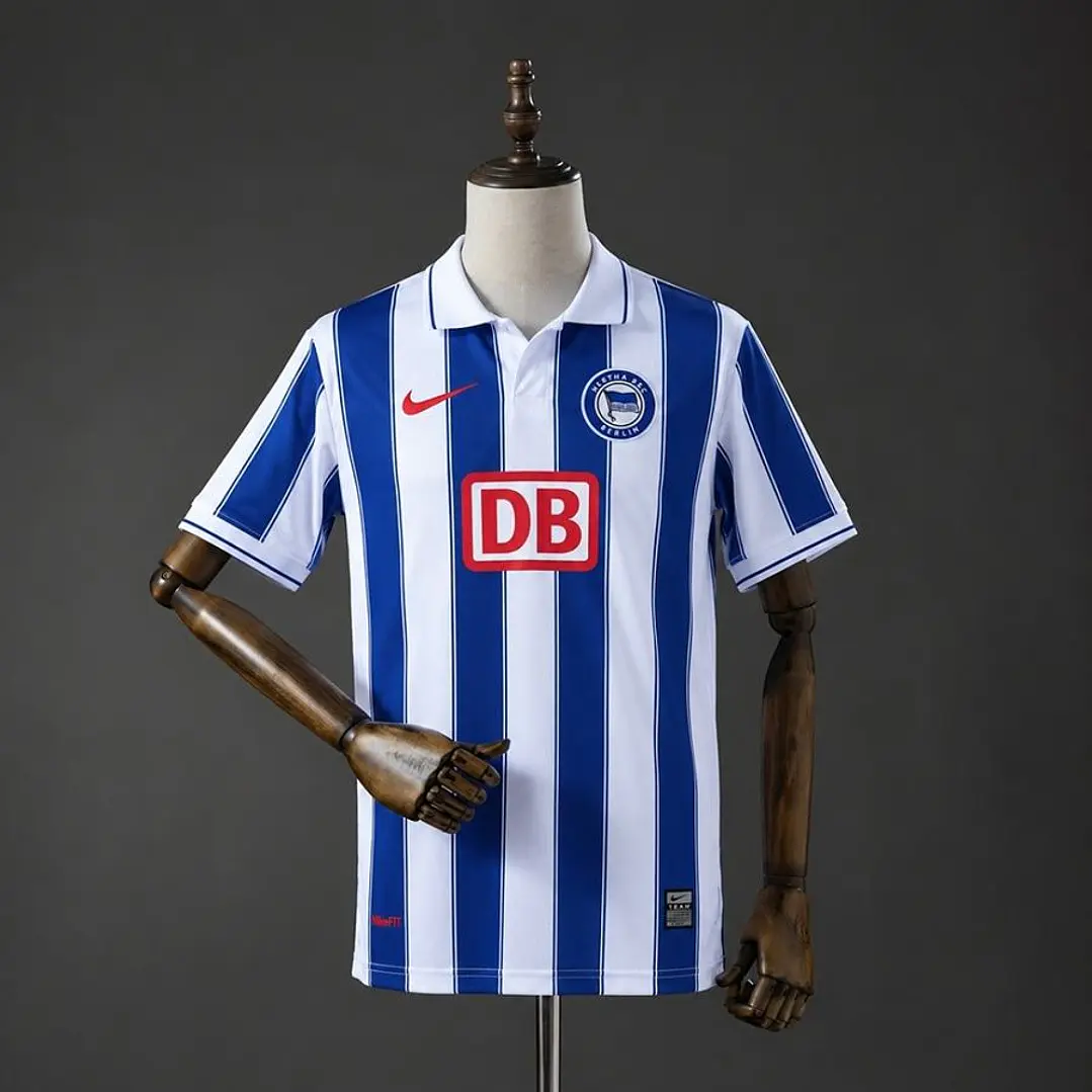 CAMISA HERTHA BERLIM 09/10 CASA RETRÔ, Azul e branca 1