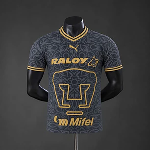 CAMISA PUMAS UNAM 26/27 TERCEIRA, Preta e dourada, Versão Jogador Slim Fit