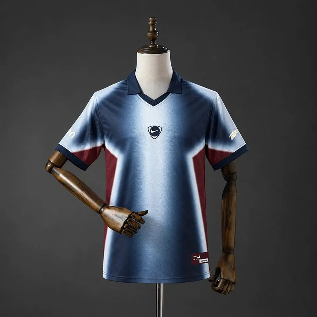 USA TOTAL 90 TRAVIS SCOTT x NIKE GRADIENT RETRO SHIRT, Blue and red 1