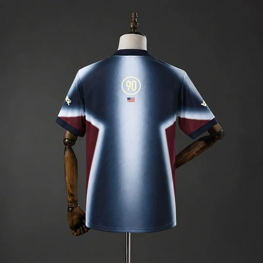 USA TOTAL 90 TRAVIS SCOTT x NIKE GRADIENT RETRO SHIRT, Blue and red 2