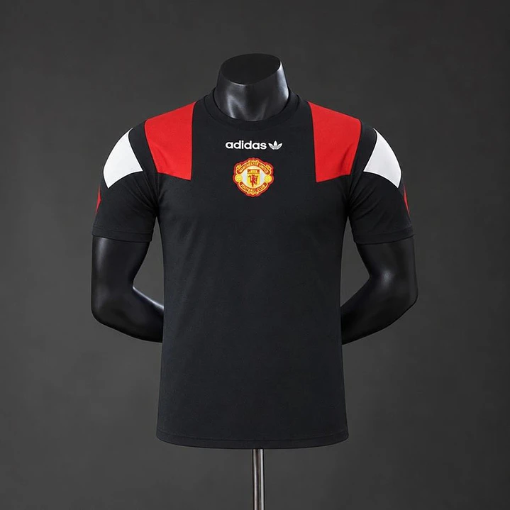 MANCHESTER UNITED 26/27 EQT RETRO SHIRT, Black, Player Version Slim Fit 1