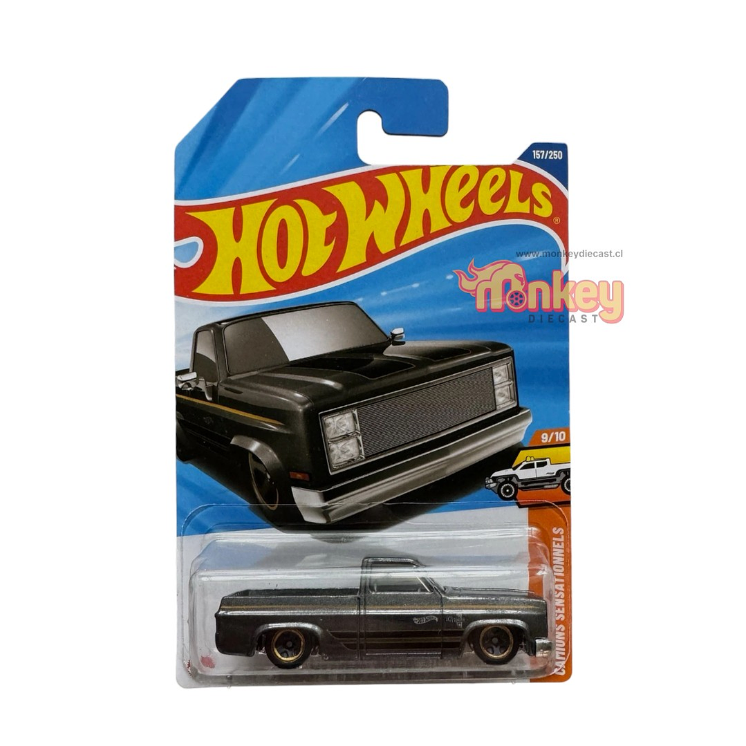 83 chevy silverado gris - hot wheels 2025 1
